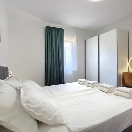 Mons Apartment *